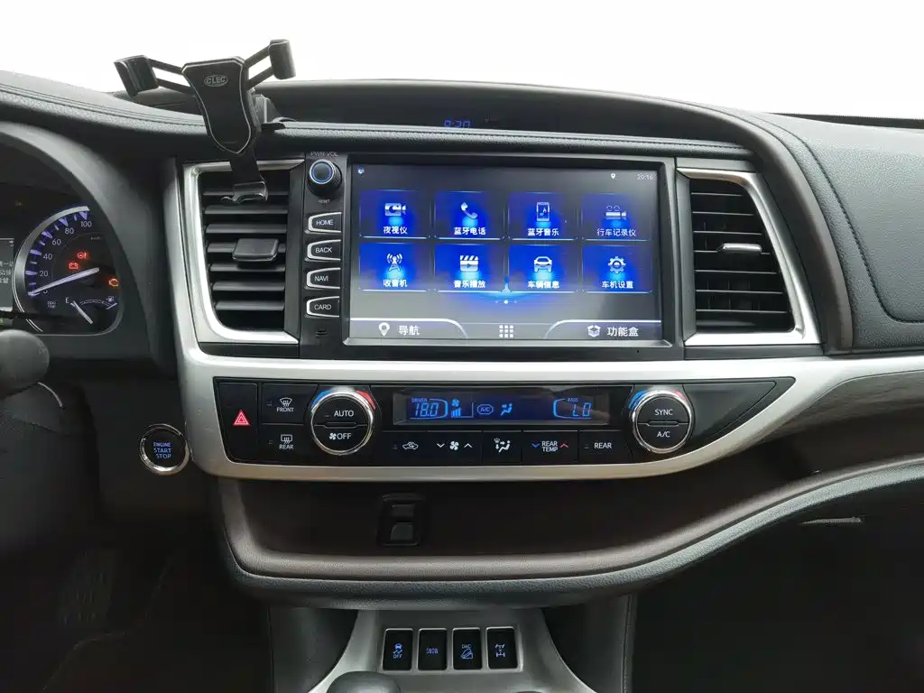 Toyota Highlander — миниатюра 12