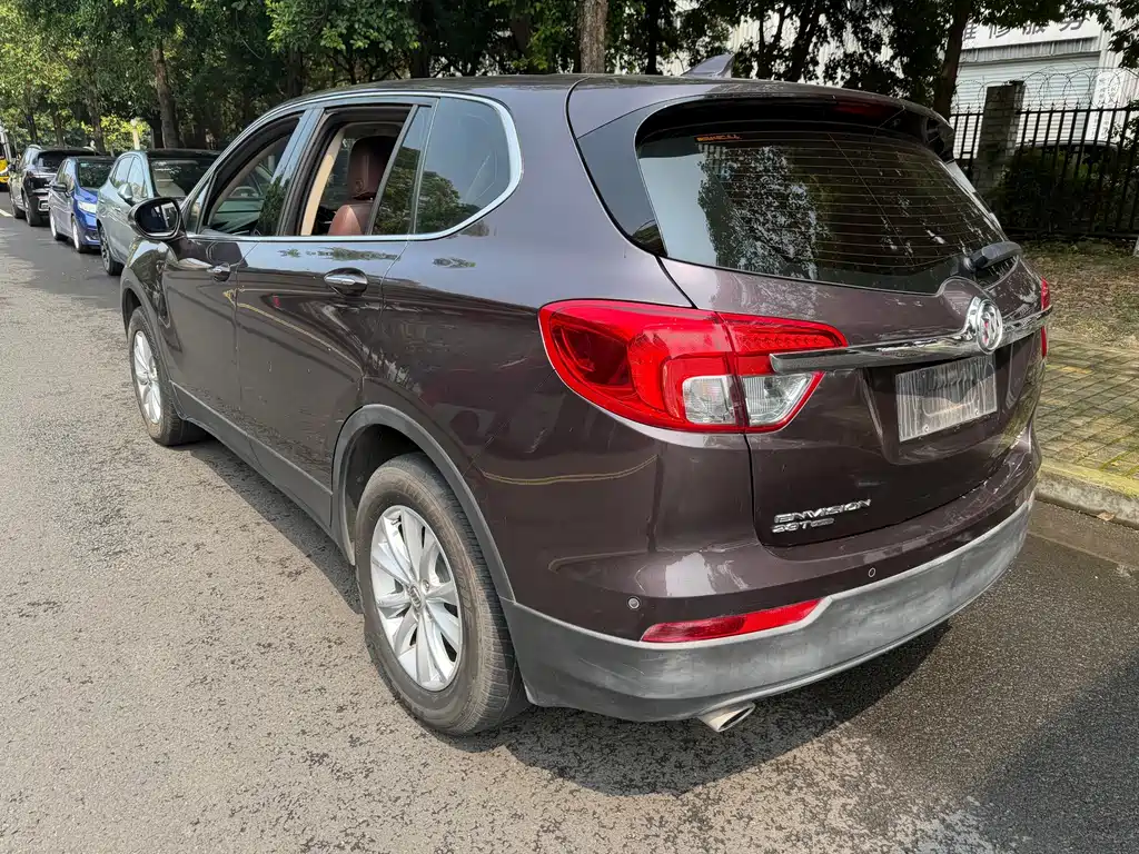 Buick Envision Plus — миниатюра 5