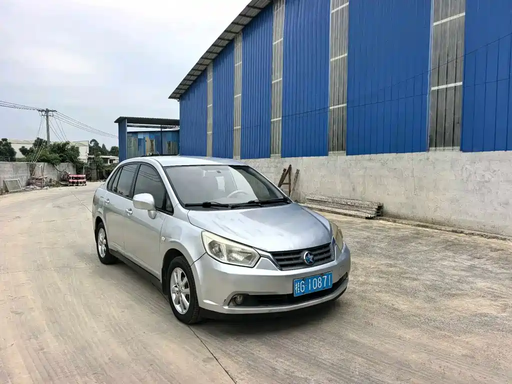 Venucia D50 — миниатюра 2