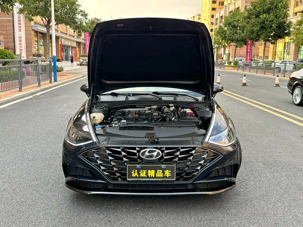 Hyundai Sonata — миниатюра 5