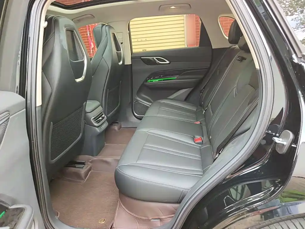 Hongqi Hongqi HS3 PHEV — миниатюра 17