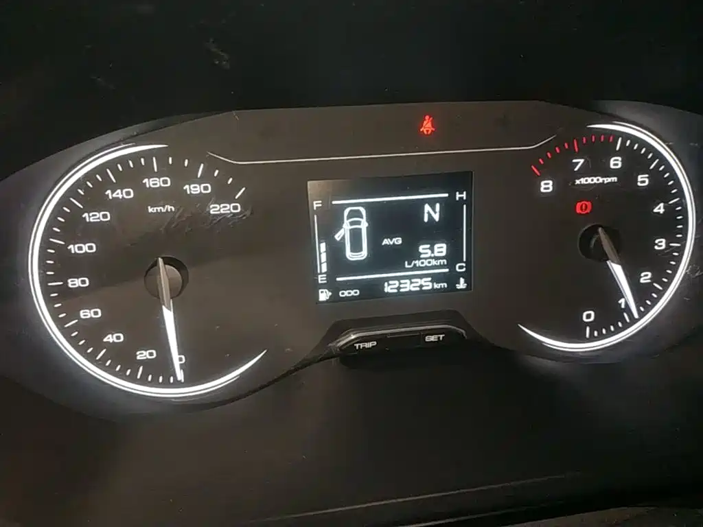 Wuling Xingchi — миниатюра 12