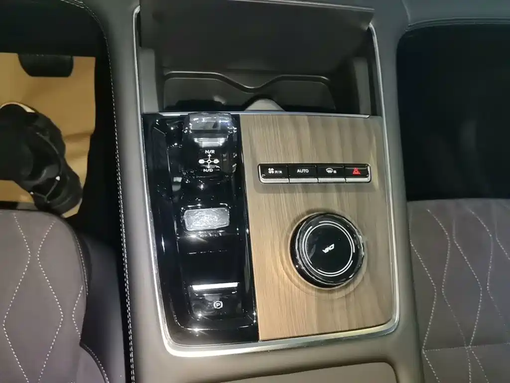 Geely Xingyue L — миниатюра 14