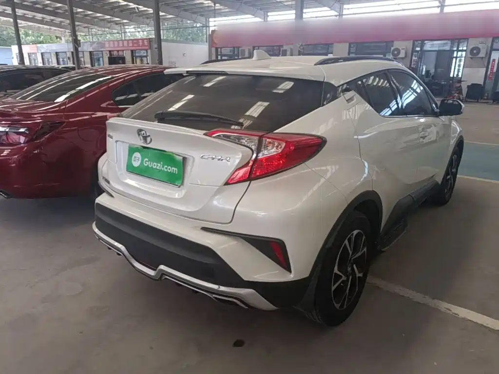 Toyota C-HR — миниатюра 7