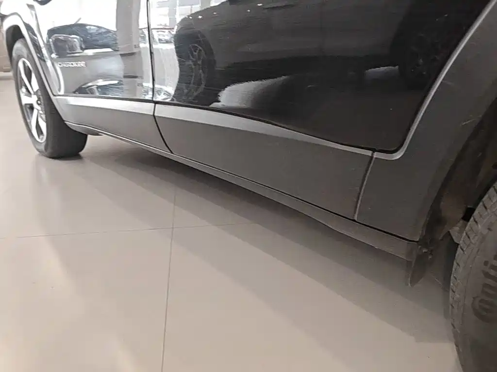 Jeep Cherokee — миниатюра 22