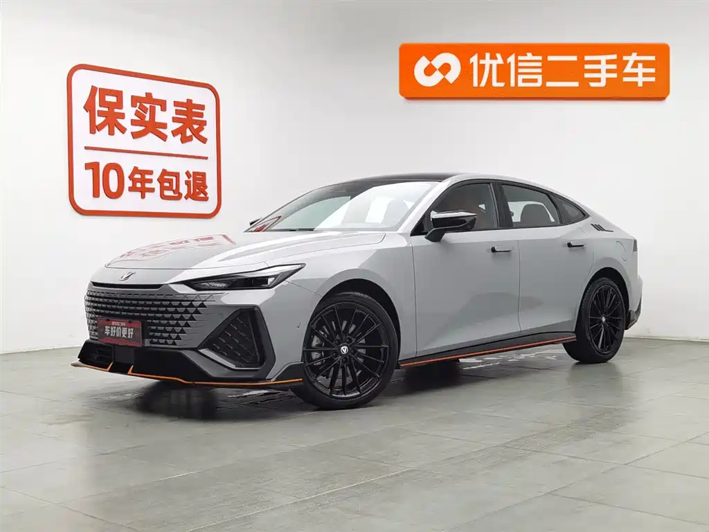 Changan UNI-V 2024