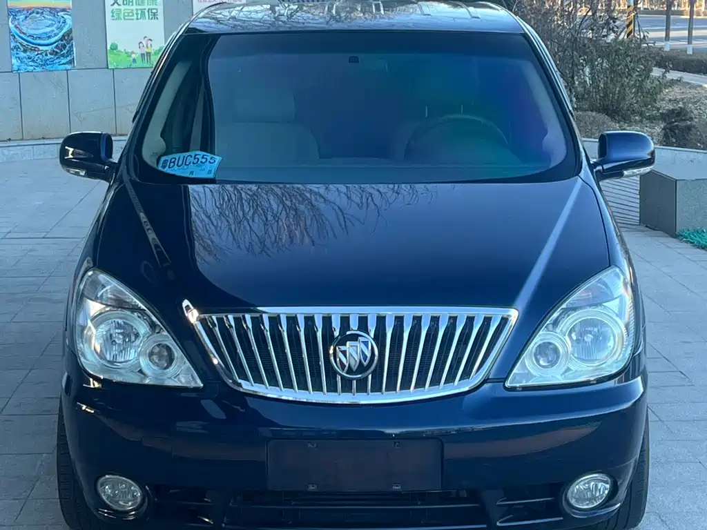 Buick GL8 2013
