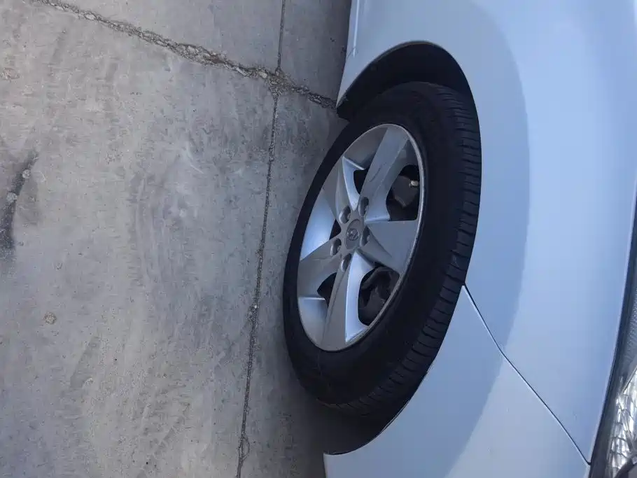 Hyundai Elantra Langdong — миниатюра 6