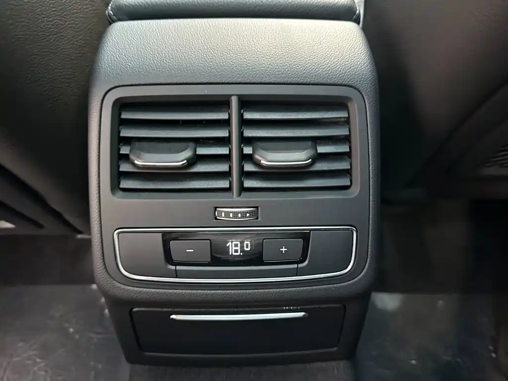 Audi A4L — миниатюра 16