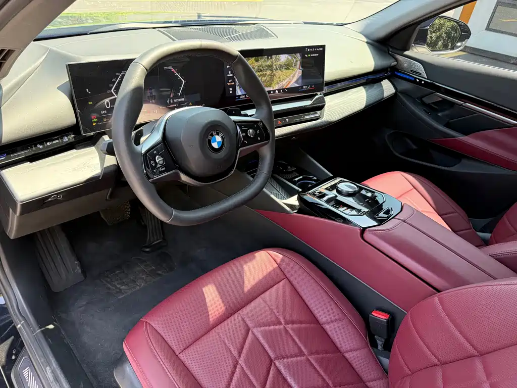 BMW 5 Series 5 2024 525Li Luxury