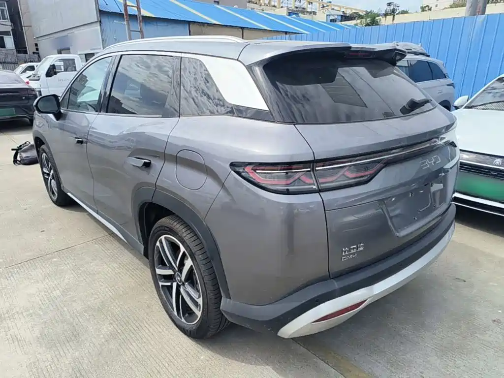 BYD L DM-i — миниатюра 5