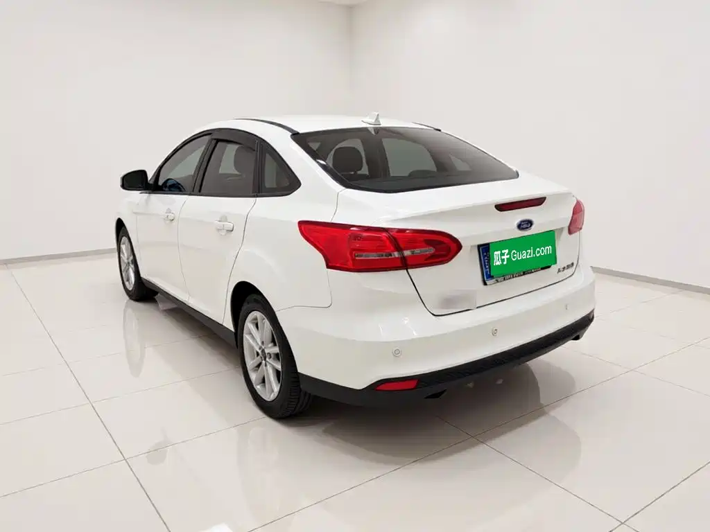 Ford Focus — миниатюра 4