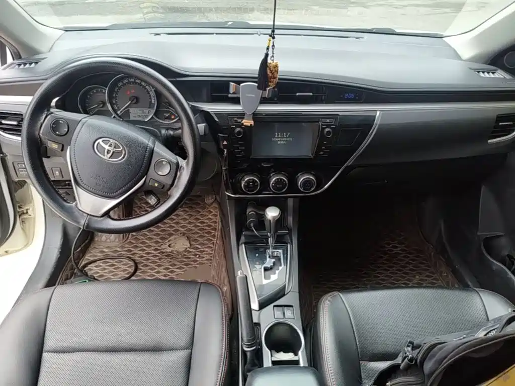 Toyota Corolla — миниатюра 10