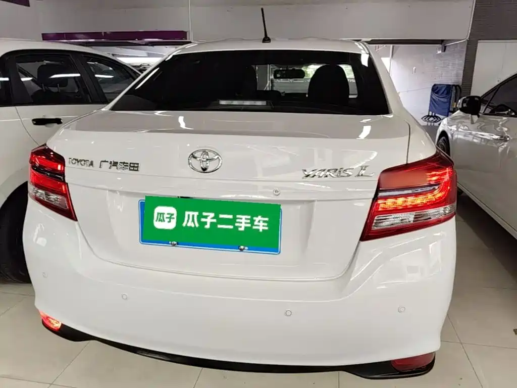 Toyota Yaris L — миниатюра 6