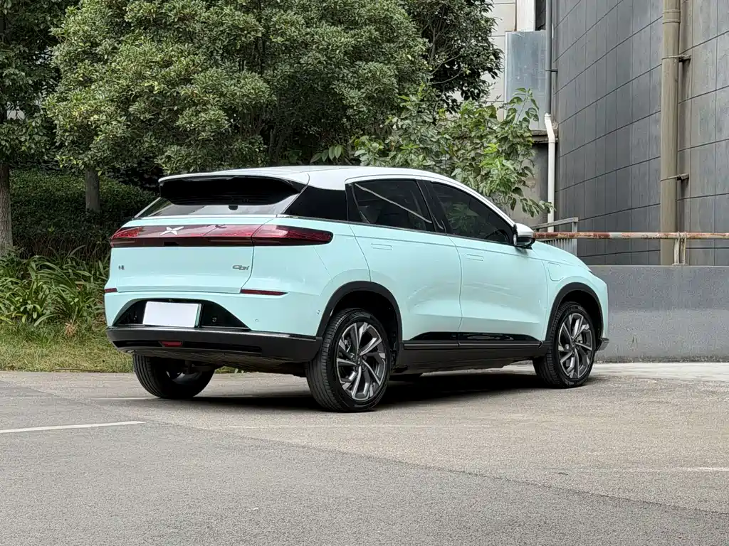 XPeng G3 — миниатюра 4