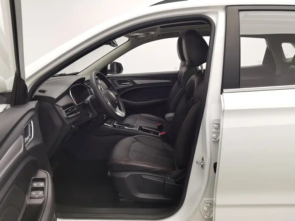 Roewe RX3 — миниатюра 10