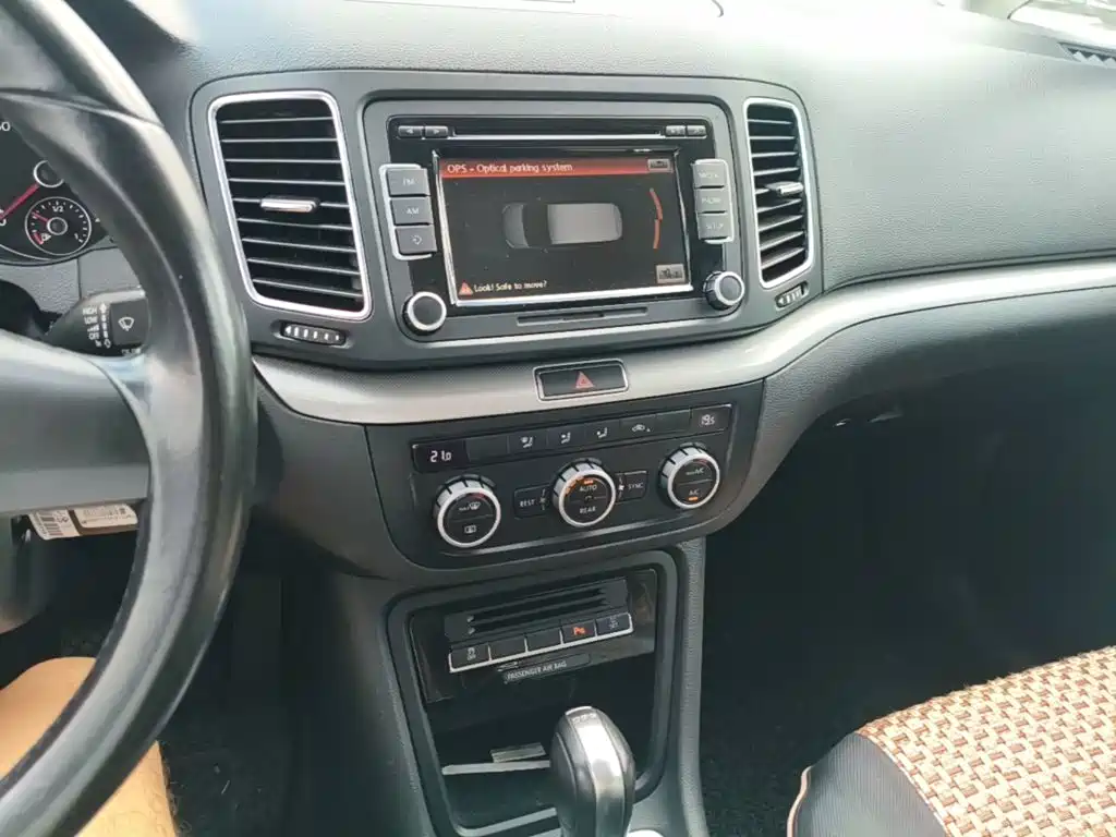 Volkswagen Sharan — миниатюра 18