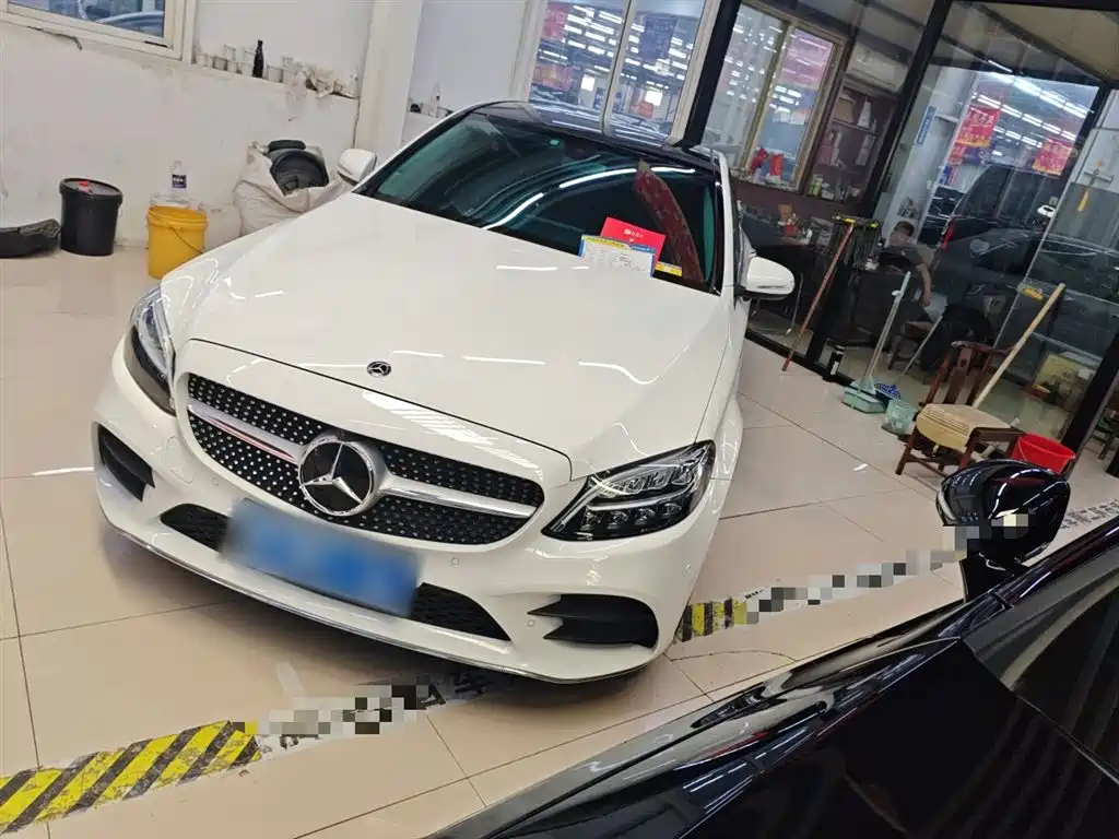 Mercedes-Benz C-Class 2019
