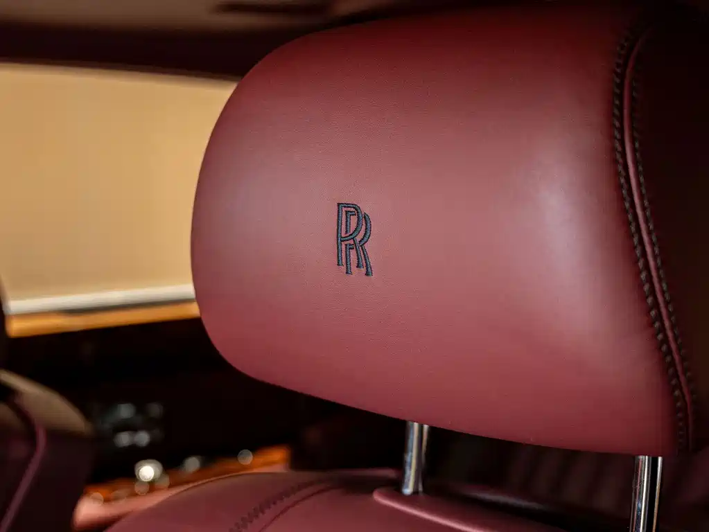 Rolls-Royce Phantom — миниатюра 12