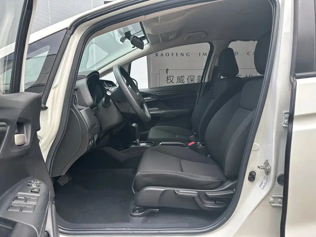 Honda Fit — миниатюра 4