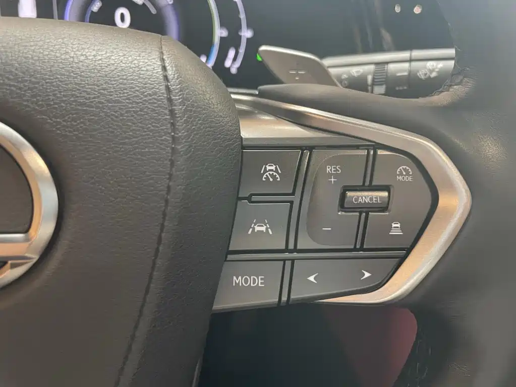 Lexus NX New Energy — миниатюра 15