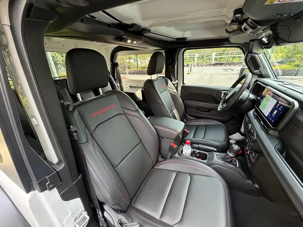 Jeep Wrangler — миниатюра 8