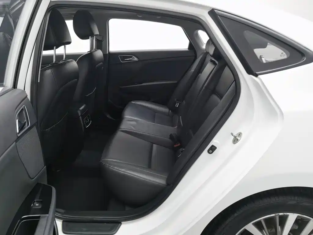 Hyundai Mistra — миниатюра 15