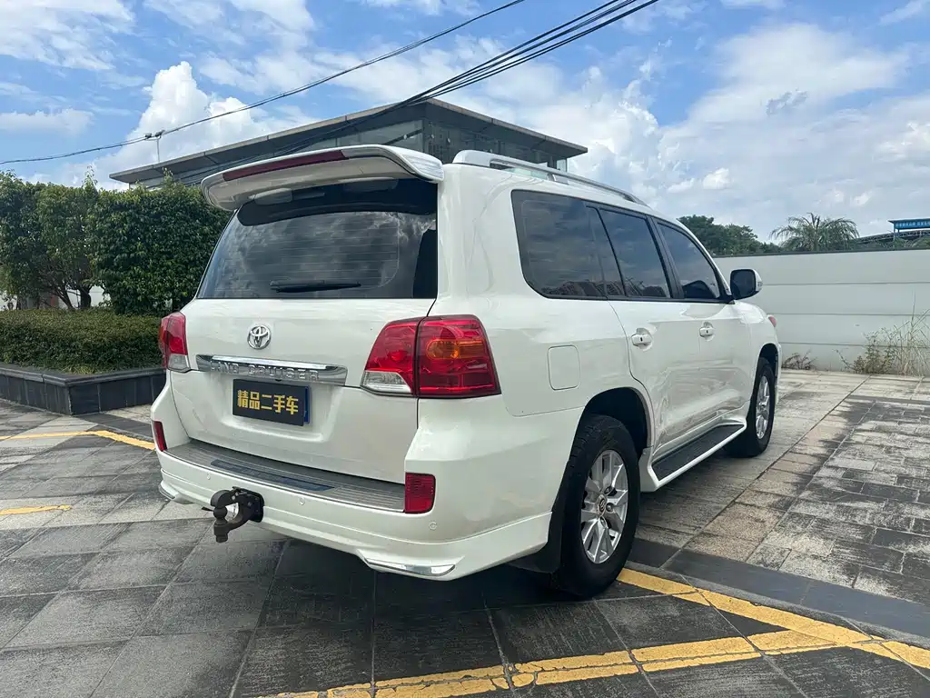 Toyota Land Cruiser — миниатюра 14