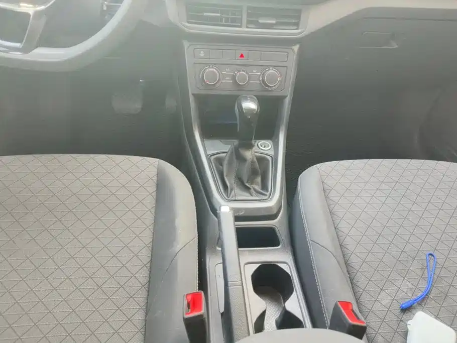 Volkswagen T-Cross — миниатюра 16