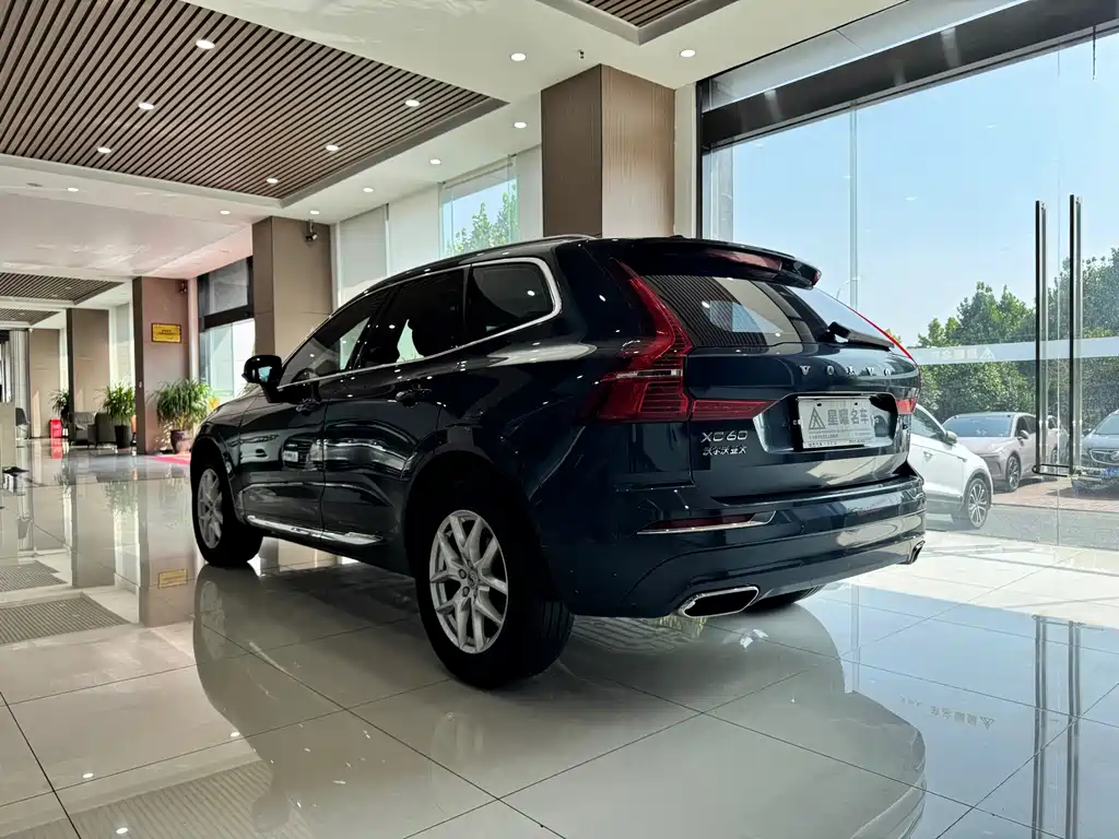 Volvo XC60 — миниатюра 5