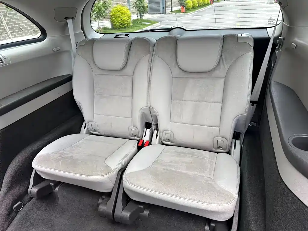 Mercedes-Benz R-Class — миниатюра 33