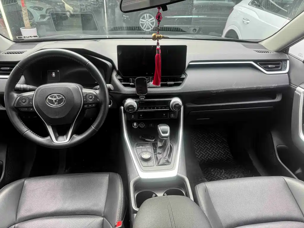 Toyota Wildlander — миниатюра 5