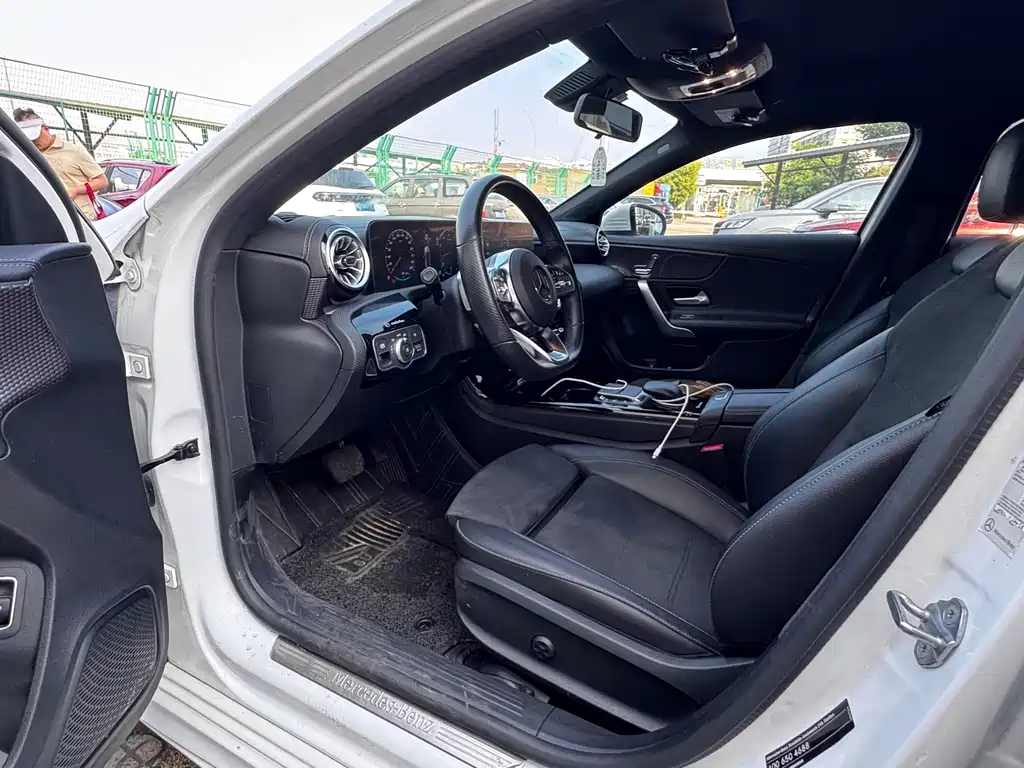 Mercedes-Benz A-Class — миниатюра 4
