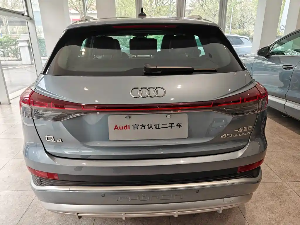 Audi Q4 e-tron — миниатюра 15