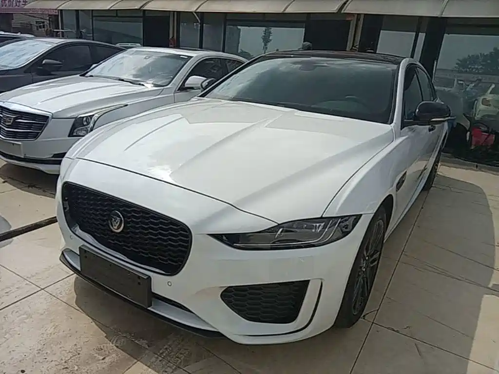 Jaguar XEL — миниатюра 2