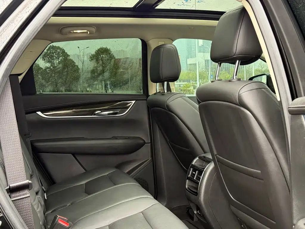 Cadillac XT5 2018 28T Luxury