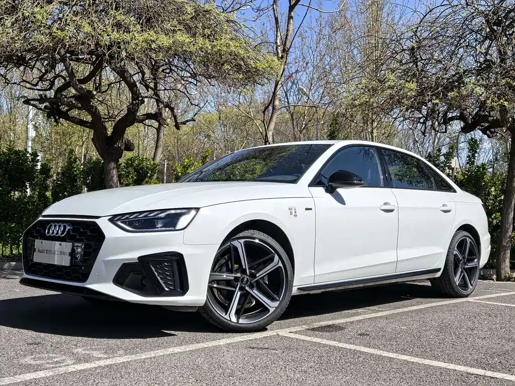 Audi A4L 2025