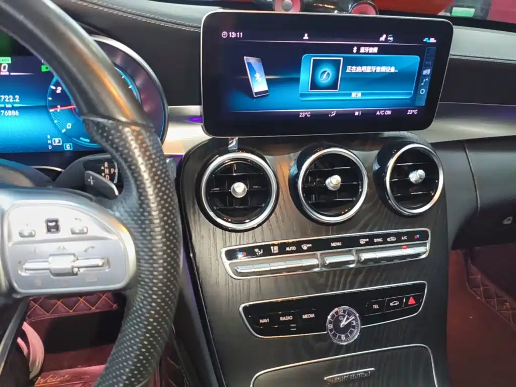 Mercedes-Benz C-Class — миниатюра 13