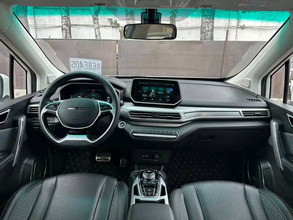 BAIC EX3 — миниатюра 15