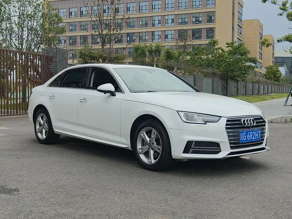 Audi A4L — миниатюра 7