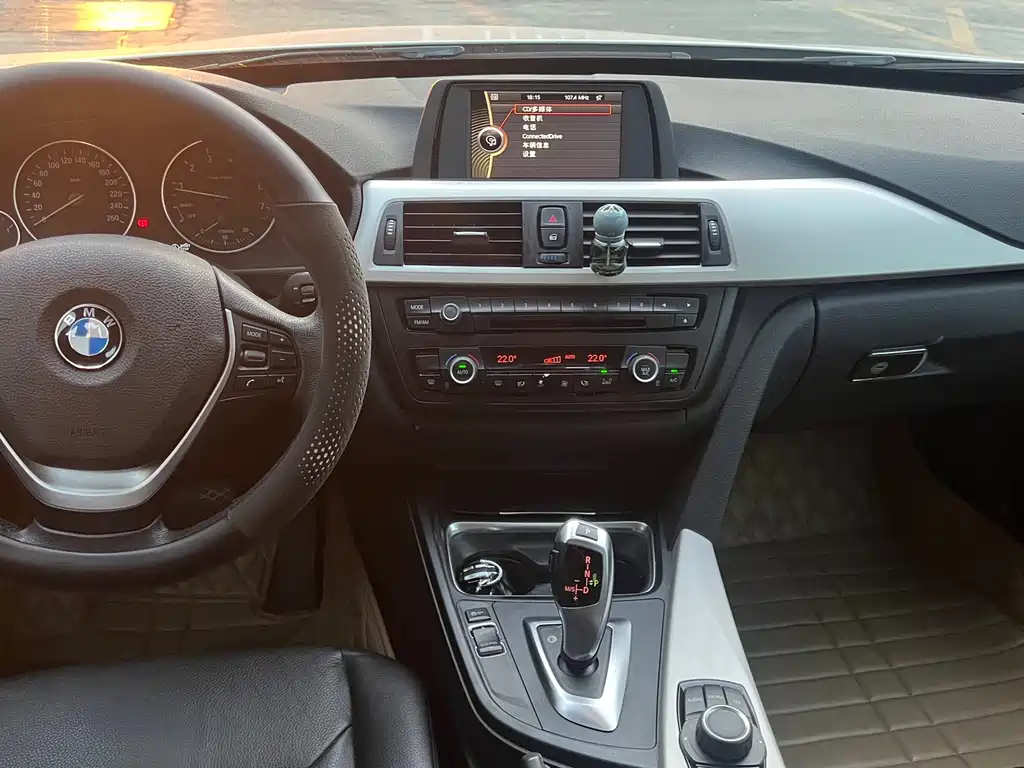 BMW 3 Series GT — миниатюра 8