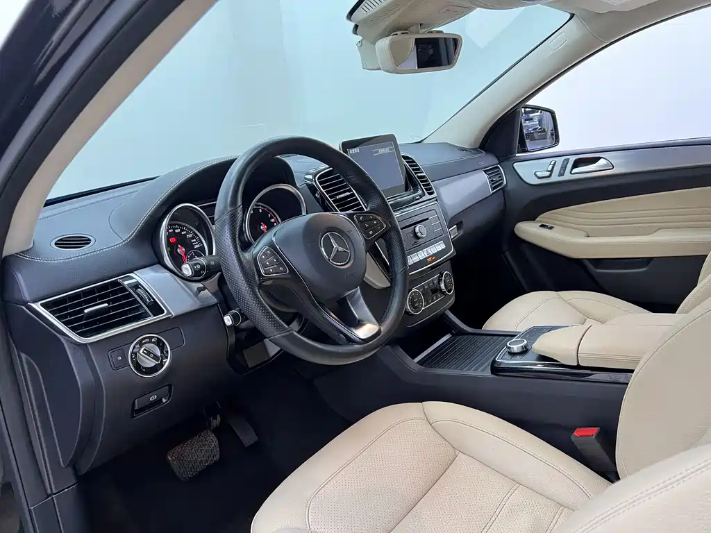 MERCEDES-BENZ GLE COUPE