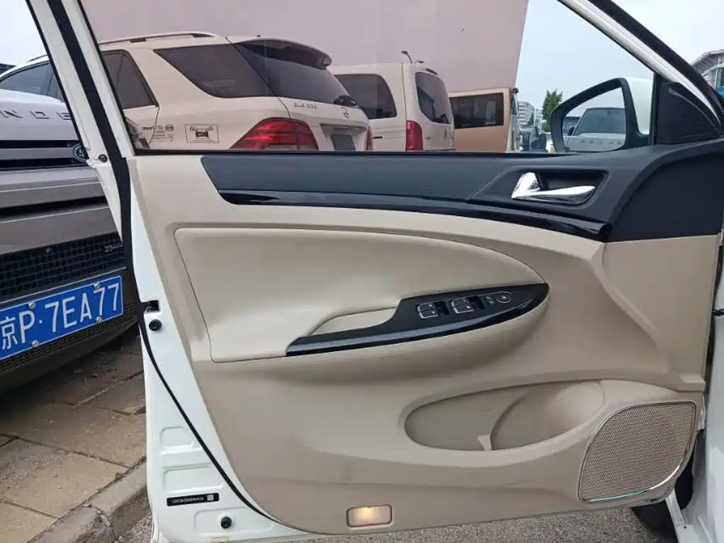 BYD e5 — миниатюра 3