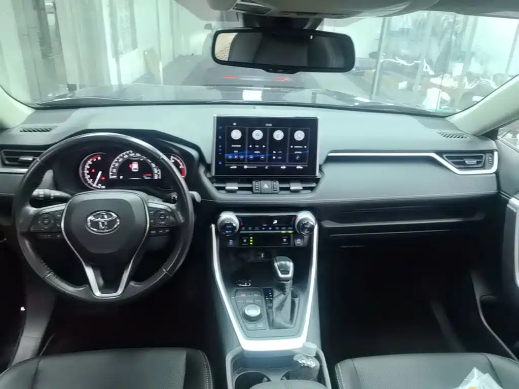 Toyota Wildlander — миниатюра 10