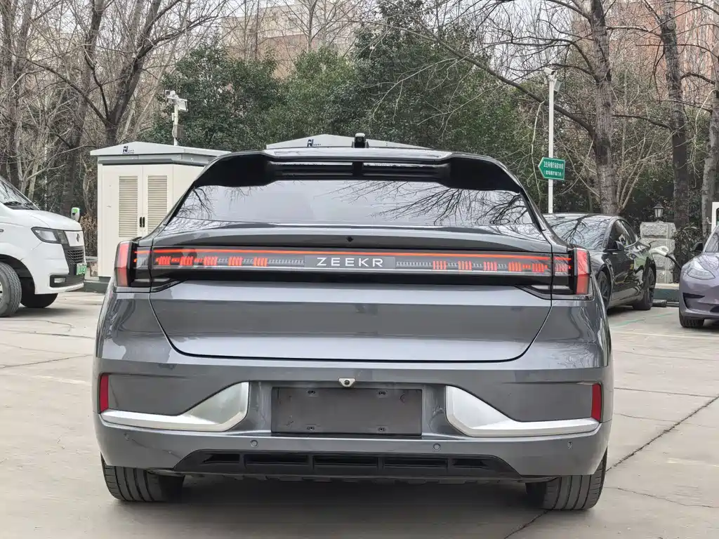 ZEEKR EXTREME KRYPTON 001