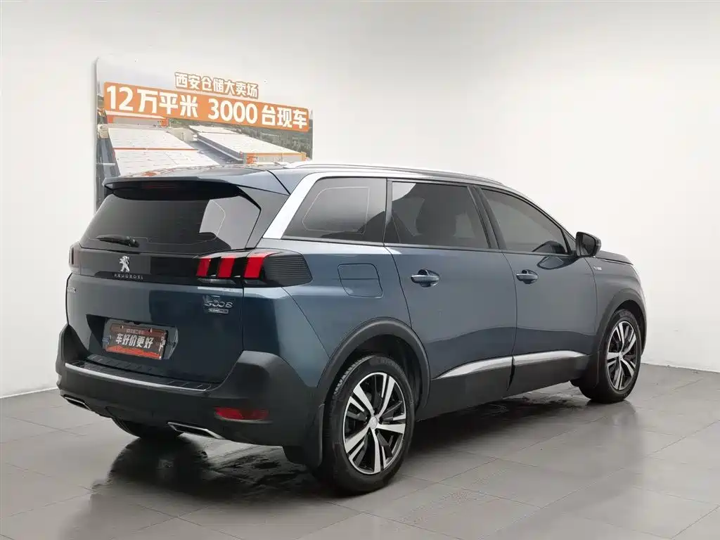 Peugeot 5008 2017 380THP 7 мест