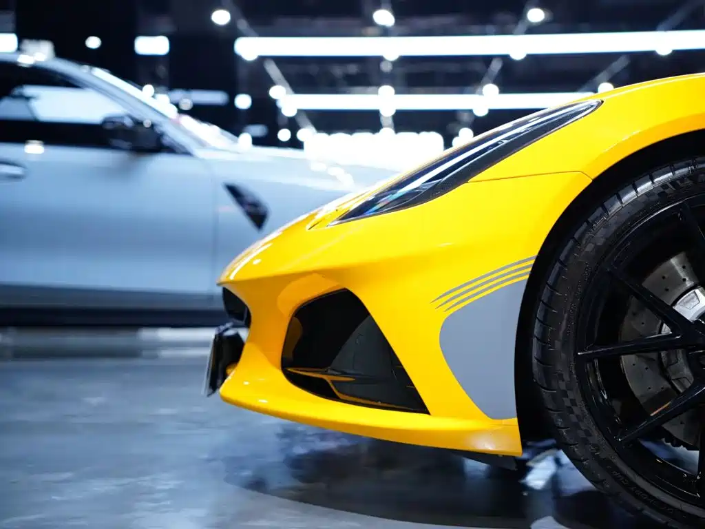 Lotus Emira — миниатюра 2