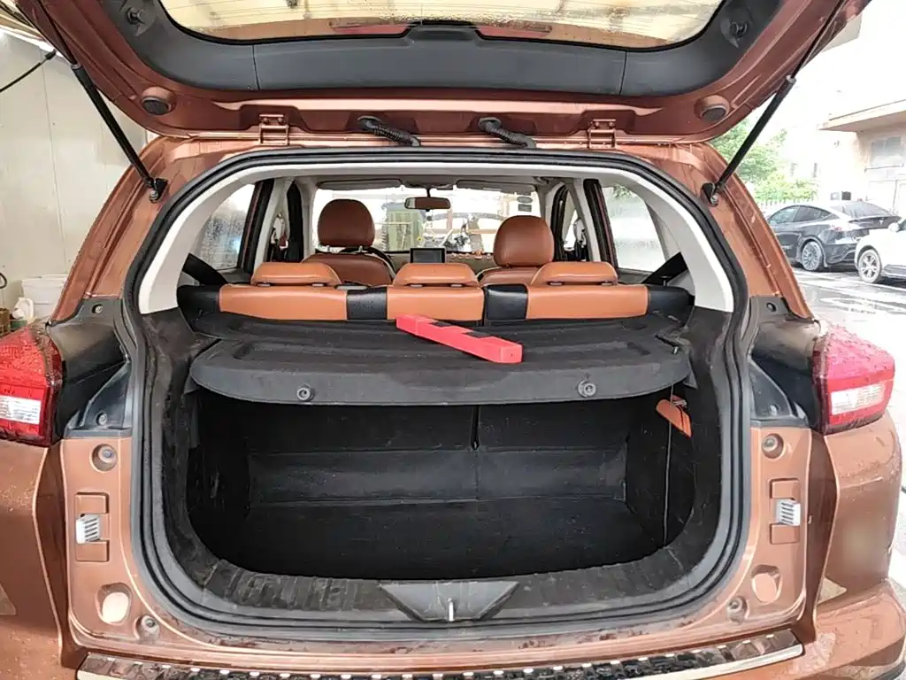 BAIC Senova X35 — миниатюра 19