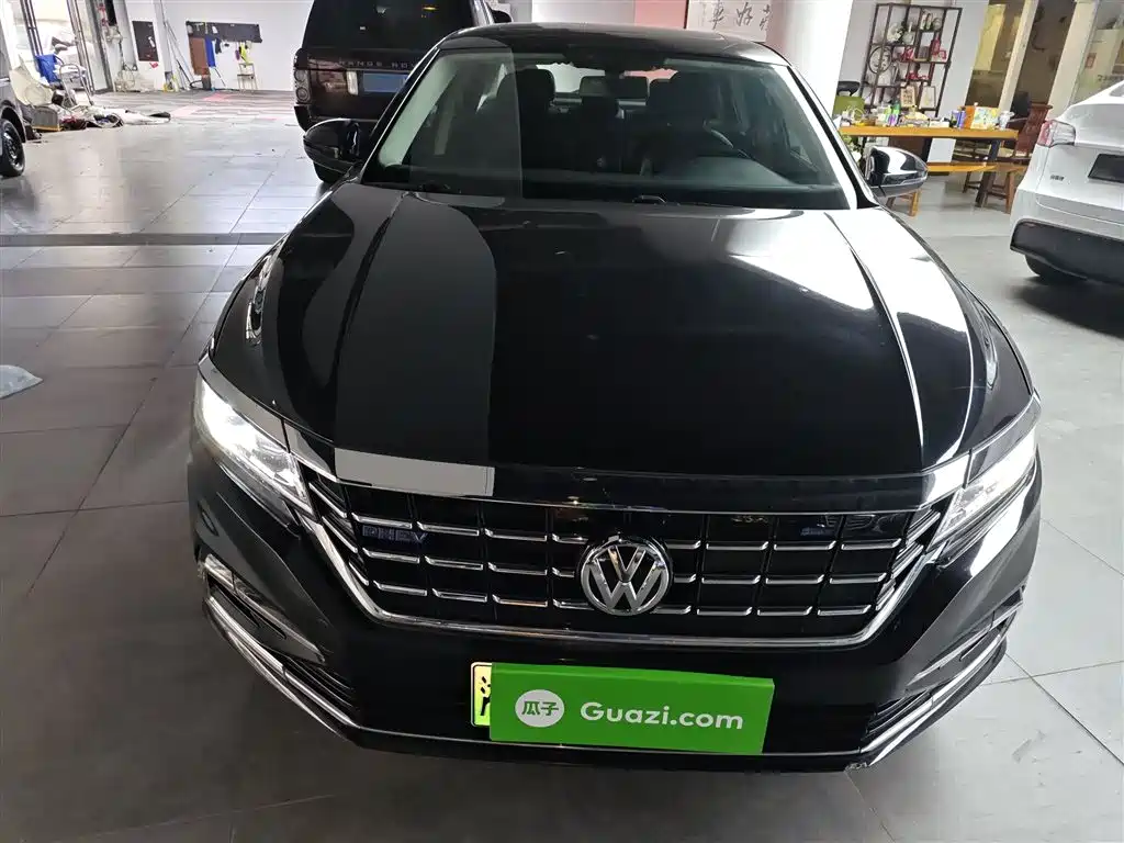 VOLKSWAGEN PASSAT NEW ENERGY