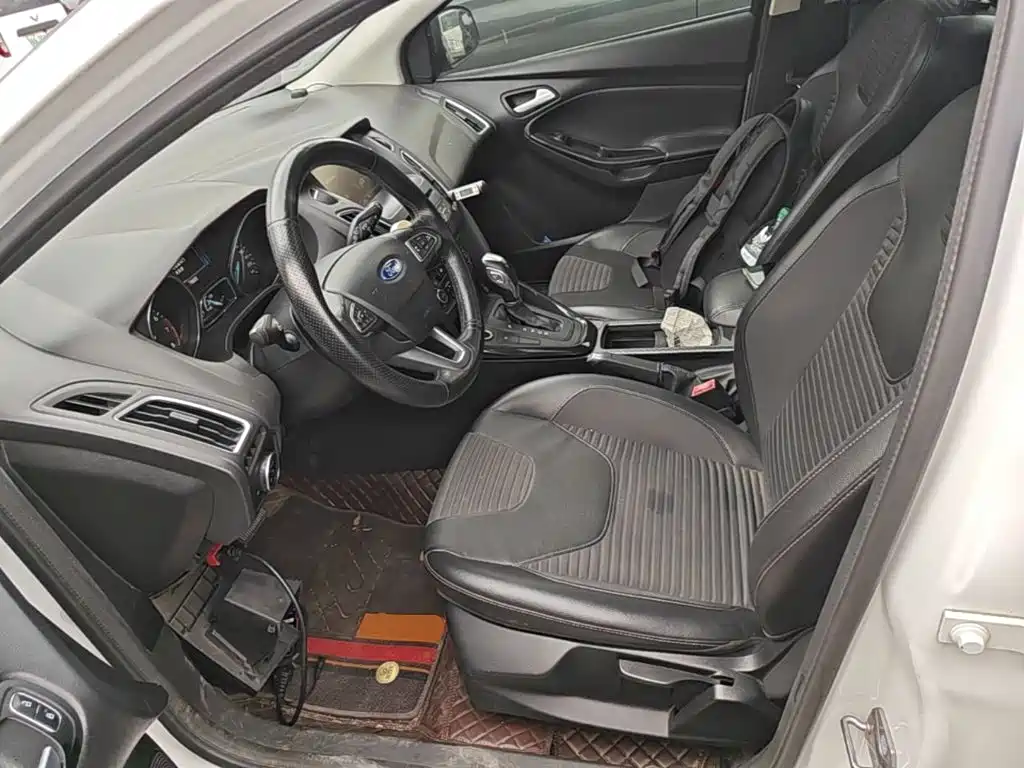 Ford Focus — миниатюра 15